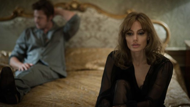 By the Sea, filme dirigido por Angelina Jolie ganha seu primeiro trailer